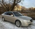 Бежевый Хендай Соната, объемом двигателя 2 л и пробегом 160 тыс. км за 6500 $, фото 1 на Automoto.ua