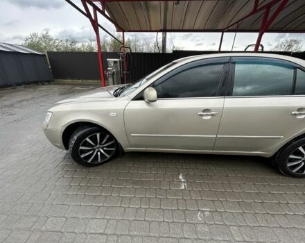 Хендай Соната 2008 у Яворове на Automoto.ua Бежевий Хендай Соната, об'ємом двигуна 2 л та пробігом 300 тис. км за 4600 $, фото 3 на Automoto.ua