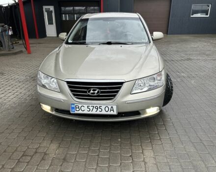 Хендай Соната 2008 у Яворове на Automoto.ua Бежевий Хендай Соната, об'ємом двигуна 2 л та пробігом 300 тис. км за 4600 $, фото 1 на Automoto.ua
