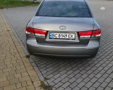 Бежевый Хендай Соната, объемом двигателя 2 л и пробегом 318 тыс. км за 6200 $, фото 8 на Automoto.ua