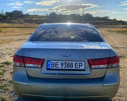 Бежевый Хендай Соната, объемом двигателя 2 л и пробегом 243 тыс. км за 7800 $, фото 2 на Automoto.ua