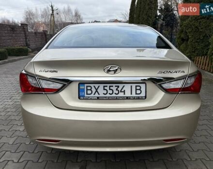 Бежевий Хендай Соната, об'ємом двигуна 2 л та пробігом 69 тис. км за 10750 $, фото 7 на Automoto.ua