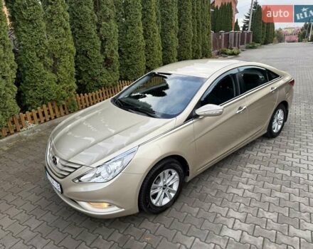 Бежевий Хендай Соната, об'ємом двигуна 2 л та пробігом 69 тис. км за 10750 $, фото 58 на Automoto.ua