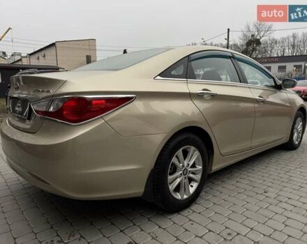Бежевый Хендай Соната, объемом двигателя 2 л и пробегом 69 тыс. км за 10500 $, фото 14 на Automoto.ua