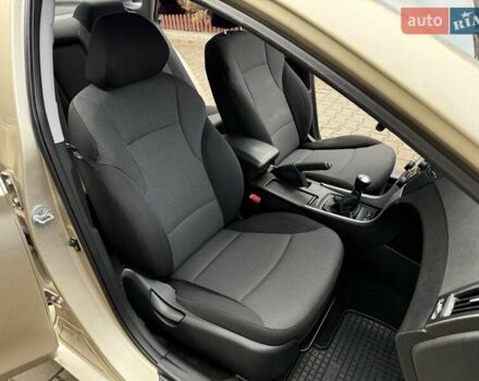 Бежевий Хендай Соната, об'ємом двигуна 2 л та пробігом 69 тис. км за 10750 $, фото 46 на Automoto.ua