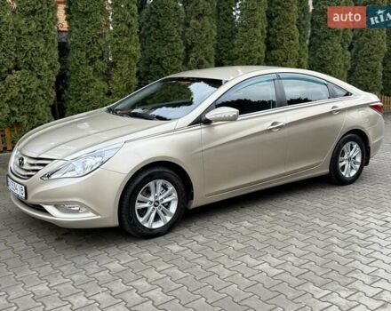 Бежевий Хендай Соната, об'ємом двигуна 2 л та пробігом 69 тис. км за 10750 $, фото 3 на Automoto.ua