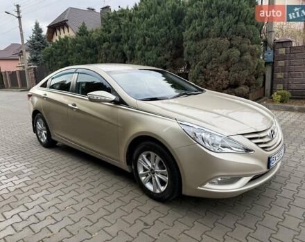 Бежевий Хендай Соната, об'ємом двигуна 2 л та пробігом 69 тис. км за 10750 $, фото 10 на Automoto.ua