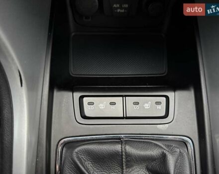 Бежевый Хендай Соната, объемом двигателя 2 л и пробегом 69 тыс. км за 10500 $, фото 34 на Automoto.ua