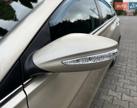 Бежевий Хендай Соната, об'ємом двигуна 2 л та пробігом 69 тис. км за 10750 $, фото 23 на Automoto.ua