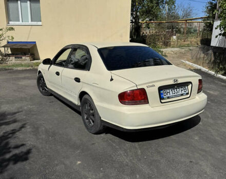 Бежевий Хендай Соната, об'ємом двигуна 2 л та пробігом 205 тис. км за 2600 $, фото 1 на Automoto.ua