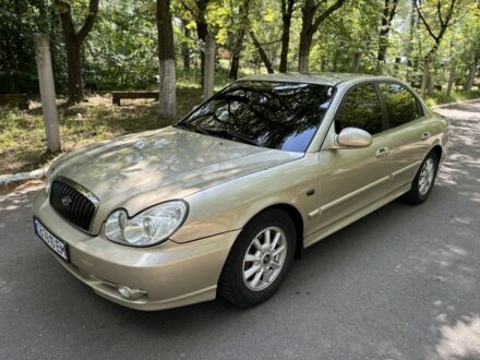 Хендай Соната 2004 в Чернигове на Automoto.ua Бежевый Хендай Соната, объемом двигателя 2 л и пробегом 218 тыс. км за 3300 $, фото 1 на Automoto.ua