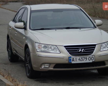 Бежевый Хендай Соната, объемом двигателя 2 л и пробегом 210 тыс. км за 5800 $, фото 1 на Automoto.ua
