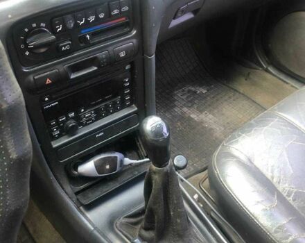 Черный Хендай Соната, объемом двигателя 2 л и пробегом 426 тыс. км за 2000 $, фото 13 на Automoto.ua