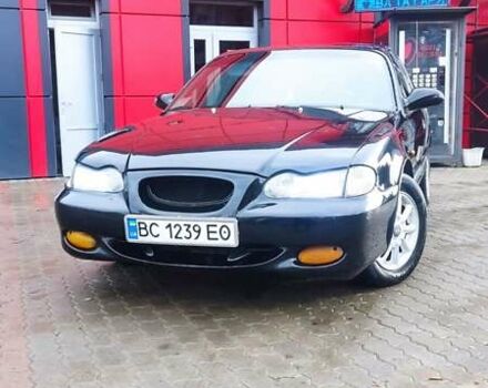 Черный Хендай Соната, объемом двигателя 2 л и пробегом 200 тыс. км за 1350 $, фото 3 на Automoto.ua