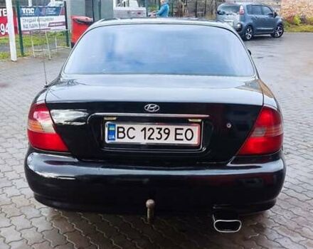 Черный Хендай Соната, объемом двигателя 2 л и пробегом 200 тыс. км за 1450 $, фото 7 на Automoto.ua