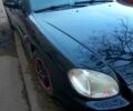 Черный Хендай Соната, объемом двигателя 20 л и пробегом 500 тыс. км за 2600 $, фото 1 на Automoto.ua