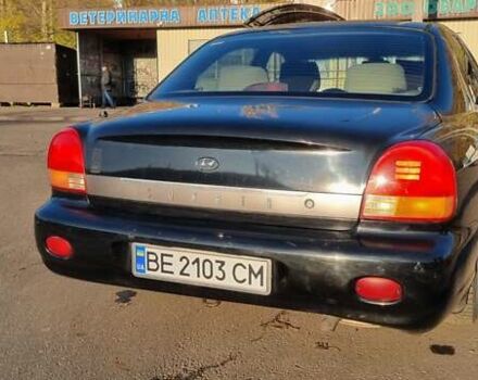 Черный Хендай Соната, объемом двигателя 2 л и пробегом 241 тыс. км за 2600 $, фото 3 на Automoto.ua