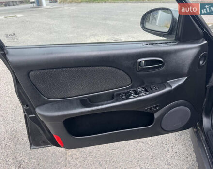 Черный Хендай Соната, объемом двигателя 2 л и пробегом 287 тыс. км за 2200 $, фото 10 на Automoto.ua