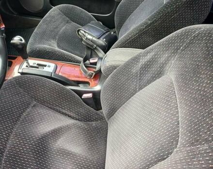 Черный Хендай Соната, объемом двигателя 2 л и пробегом 345 тыс. км за 2900 $, фото 22 на Automoto.ua