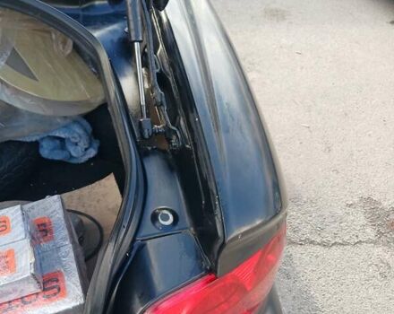 Черный Хендай Соната, объемом двигателя 2 л и пробегом 345 тыс. км за 2900 $, фото 26 на Automoto.ua