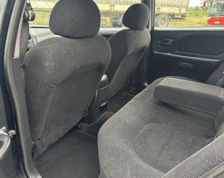 Черный Хендай Соната, объемом двигателя 2 л и пробегом 287 тыс. км за 2200 $, фото 11 на Automoto.ua