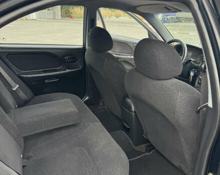 Черный Хендай Соната, объемом двигателя 2 л и пробегом 287 тыс. км за 2200 $, фото 13 на Automoto.ua