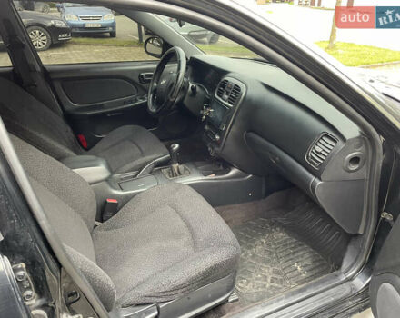 Хендай Соната 2004 в Львове на Automoto.ua Черный Хендай Соната, объемом двигателя 2 л и пробегом 220 тыс. км за 2900 $, фото 5 на Automoto.ua