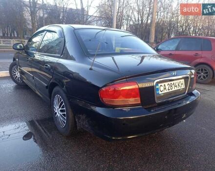 Черный Хендай Соната, объемом двигателя 2 л и пробегом 381 тыс. км за 3400 $, фото 10 на Automoto.ua