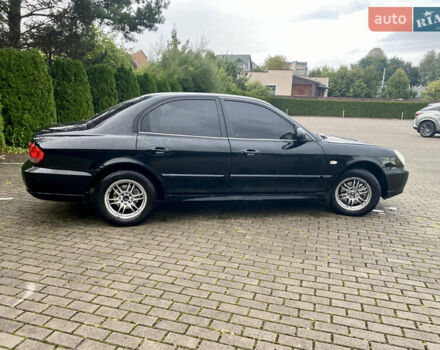 Чорний Хендай Соната, об'ємом двигуна 2 л та пробігом 300 тис. км за 3199 $, фото 8 на Automoto.ua