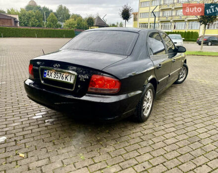 Чорний Хендай Соната, об'ємом двигуна 2 л та пробігом 300 тис. км за 3199 $, фото 9 на Automoto.ua