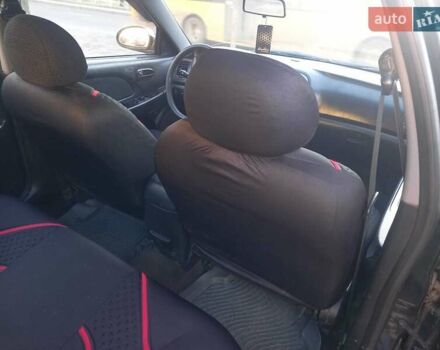 Черный Хендай Соната, объемом двигателя 2 л и пробегом 381 тыс. км за 3400 $, фото 16 на Automoto.ua