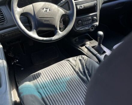 Черный Хендай Соната, объемом двигателя 2 л и пробегом 270 тыс. км за 1194 $, фото 1 на Automoto.ua