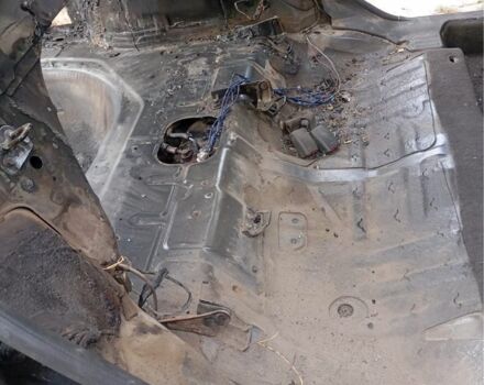 Черный Хендай Соната, объемом двигателя 2 л и пробегом 270 тыс. км за 1194 $, фото 8 на Automoto.ua