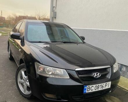 Чорний Хендай Соната, об'ємом двигуна 2.4 л та пробігом 260 тис. км за 4400 $, фото 2 на Automoto.ua