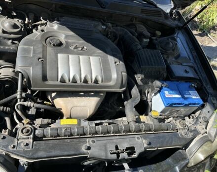 Черный Хендай Соната, объемом двигателя 2 л и пробегом 270 тыс. км за 1194 $, фото 4 на Automoto.ua