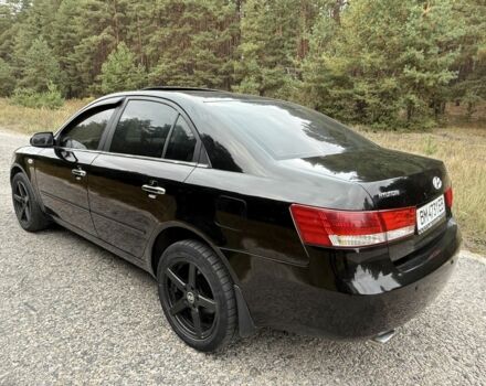 Черный Хендай Соната, объемом двигателя 3.3 л и пробегом 228 тыс. км за 5950 $, фото 6 на Automoto.ua