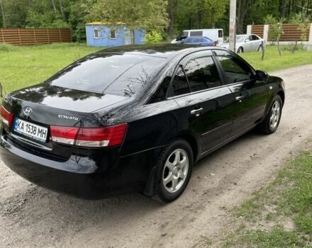 Чорний Хендай Соната, об'ємом двигуна 2 л та пробігом 280 тис. км за 5200 $, фото 8 на Automoto.ua