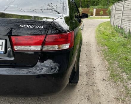 Чорний Хендай Соната, об'ємом двигуна 2 л та пробігом 280 тис. км за 5200 $, фото 7 на Automoto.ua