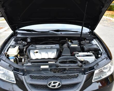 Черный Хендай Соната, объемом двигателя 2 л и пробегом 212 тыс. км за 4800 $, фото 20 на Automoto.ua