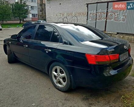 Хендай Соната 2006 у Ужгороді на Automoto.ua Чорний Хендай Соната, об'ємом двигуна 2.4 л та пробігом 290 тис. км за 7400 $, фото 10 на Automoto.ua