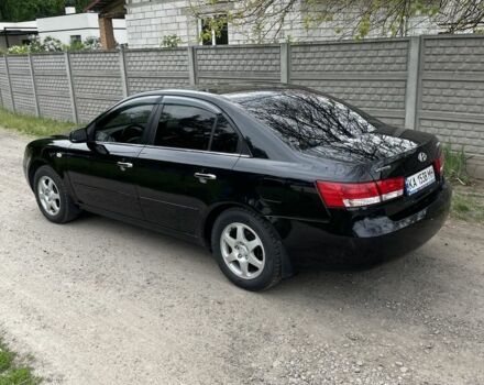 Чорний Хендай Соната, об'ємом двигуна 2 л та пробігом 280 тис. км за 5200 $, фото 3 на Automoto.ua