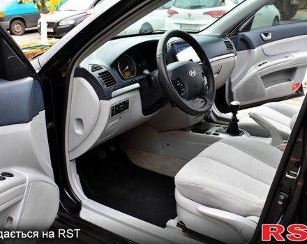 Хендай Соната 2006 у Києві на Automoto.ua Чорний Хендай Соната, об'ємом двигуна 2 л та пробігом 212 тис. км за 4800 $, фото 8 на Automoto.ua