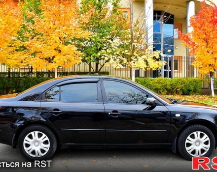 Хендай Соната 2006 у Києві на Automoto.ua Чорний Хендай Соната, об'ємом двигуна 2 л та пробігом 212 тис. км за 4800 $, фото 2 на Automoto.ua