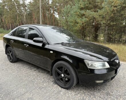 Черный Хендай Соната, объемом двигателя 3.3 л и пробегом 228 тыс. км за 5950 $, фото 1 на Automoto.ua