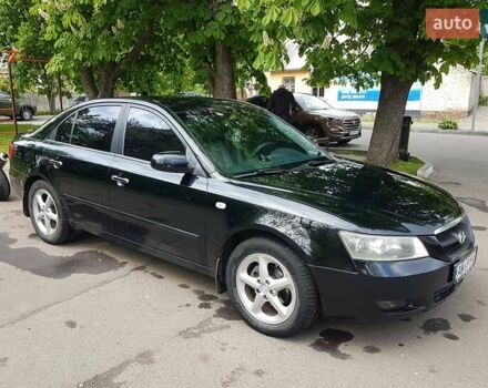 Хендай Соната 2006 у Ужгороді на Automoto.ua Чорний Хендай Соната, об'ємом двигуна 2.4 л та пробігом 290 тис. км за 7400 $, фото 23 на Automoto.ua