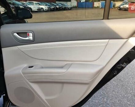 Хендай Соната 2006 у Буче на Automoto.ua Чорний Хендай Соната, об'ємом двигуна 3.34 л та пробігом 215 тис. км за 5999 $, фото 19 на Automoto.ua