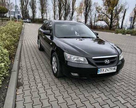 Черный Хендай Соната, объемом двигателя 2 л и пробегом 172 тыс. км за 6100 $, фото 3 на Automoto.ua