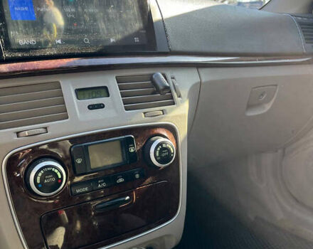 Черный Хендай Соната, объемом двигателя 2.36 л и пробегом 272 тыс. км за 5300 $, фото 13 на Automoto.ua