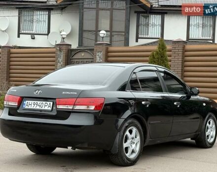 Черный Хендай Соната, объемом двигателя 2 л и пробегом 217 тыс. км за 6200 $, фото 30 на Automoto.ua