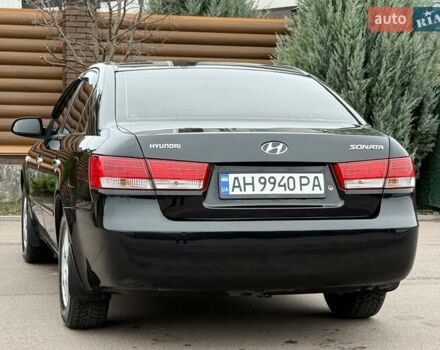Черный Хендай Соната, объемом двигателя 2 л и пробегом 217 тыс. км за 6200 $, фото 24 на Automoto.ua